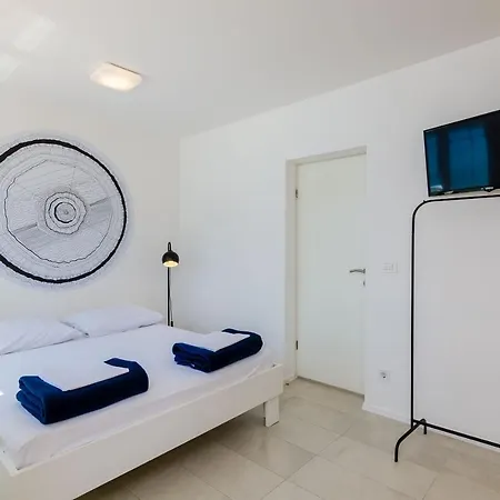Apartments And Rooms By The Sea Slano, Dubrovnik - 8737 Guest house 3*